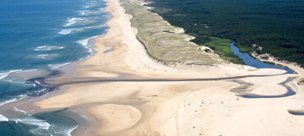 photo aérienne de la cote atlantique et des landes